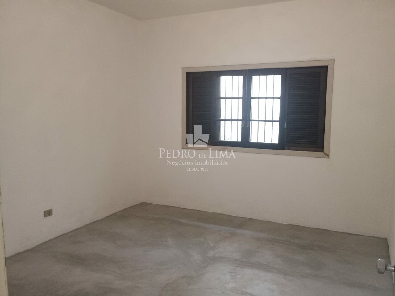 Casa com 3 dormitórios sendo 2 suites e 1 vaga de garagem no Cangaíba