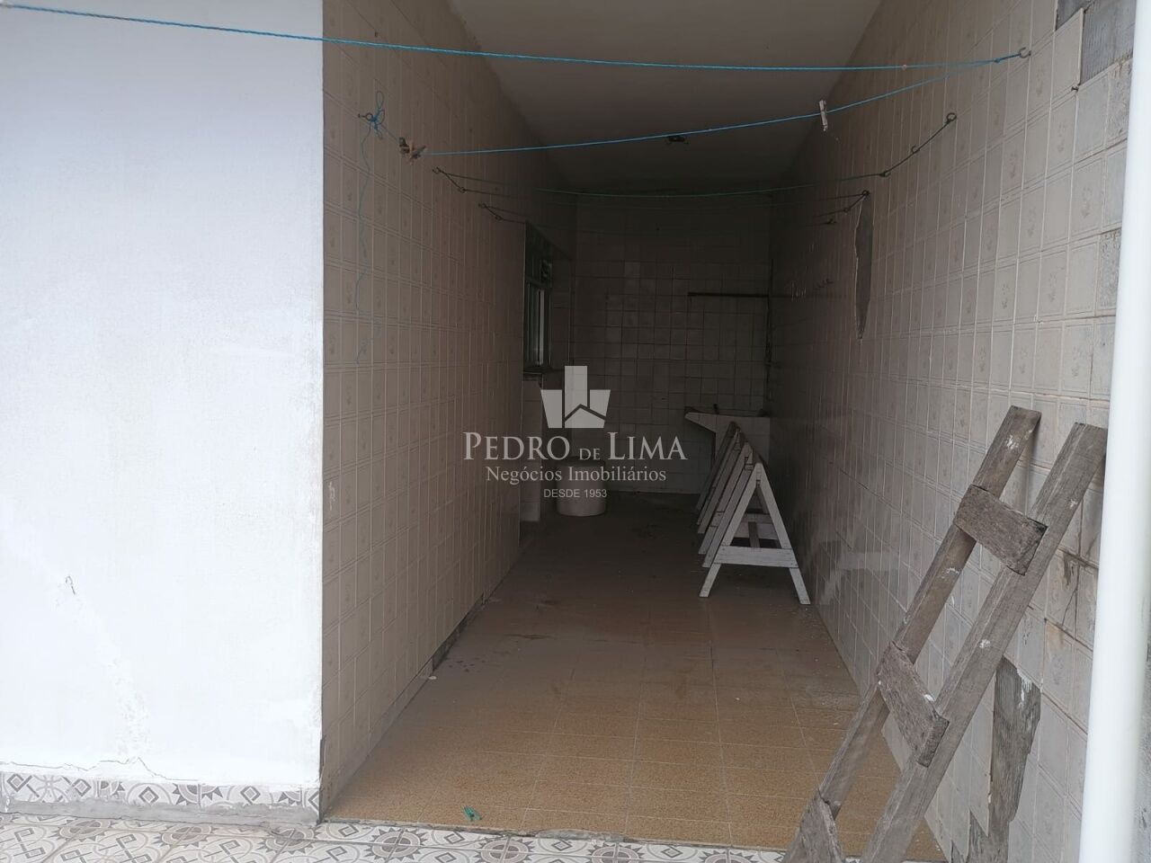 Casa com 3 dormitórios sendo 2 suites e 1 vaga de garagem no Cangaíba