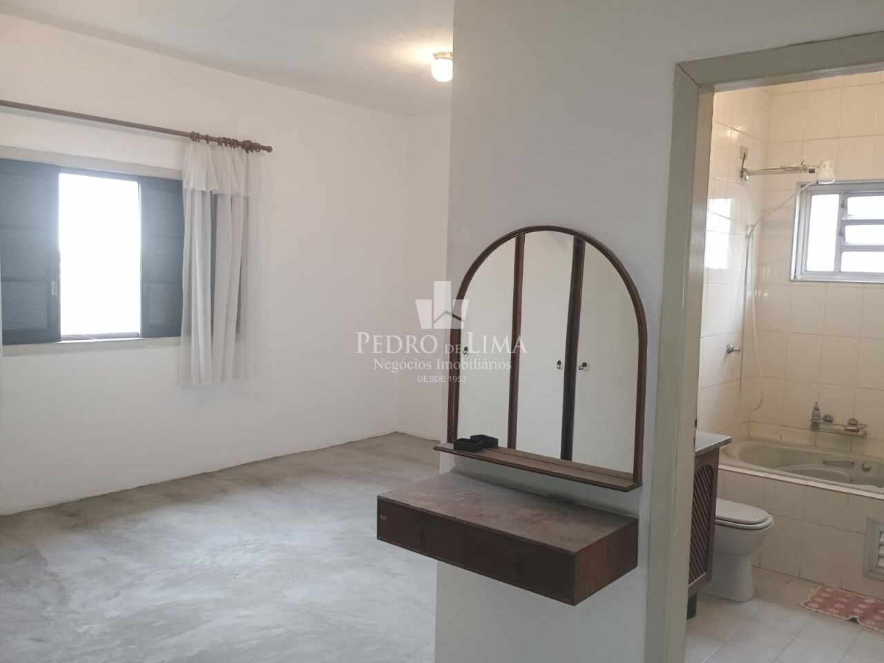 Casa com 3 dormitórios sendo 2 suites e 1 vaga de garagem no Cangaíba