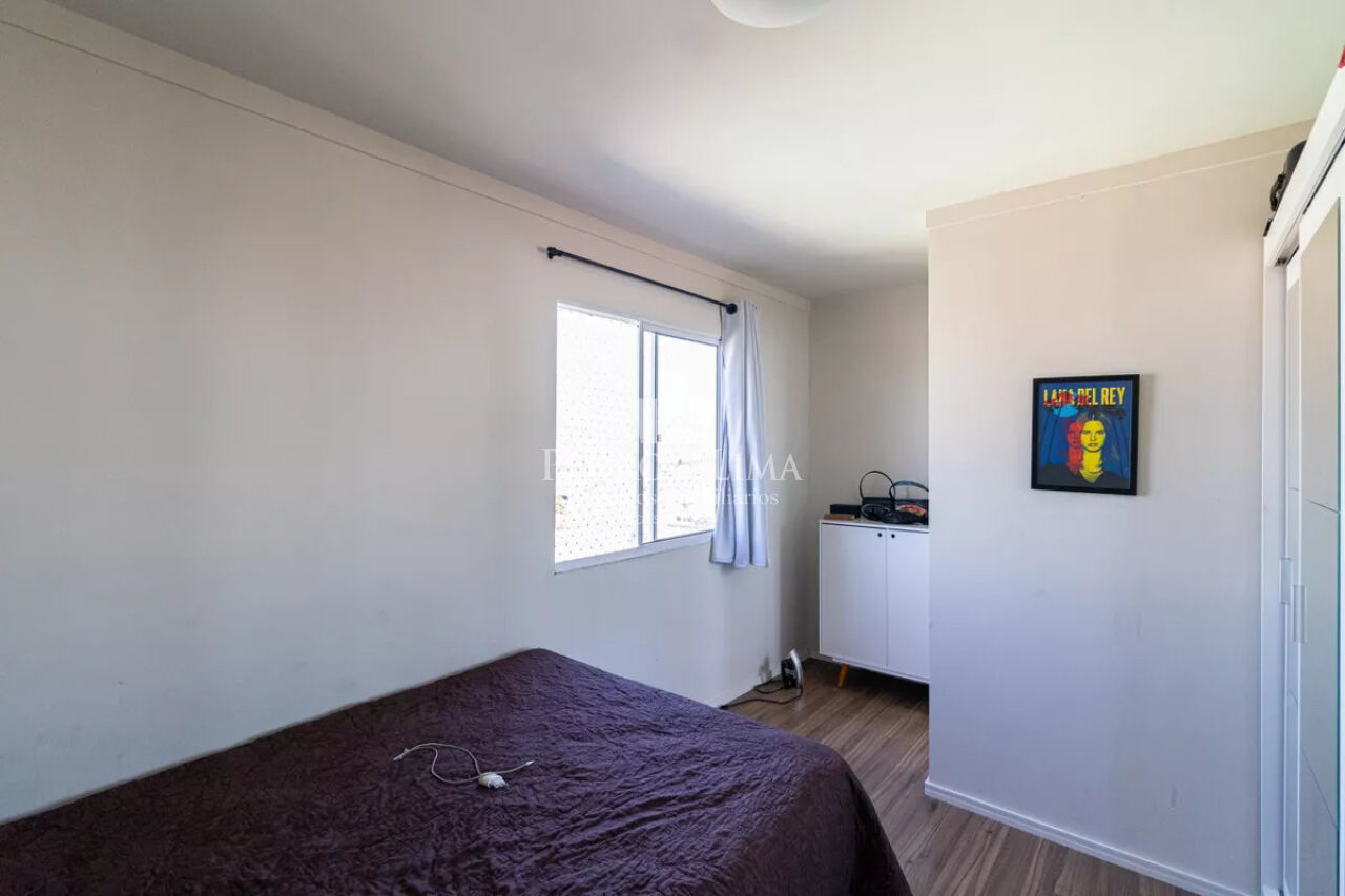 Apartamento duplex com 67m² conta com 3 quartos sendo 1 suíte, sem vaga de garagem na  Vila Ré