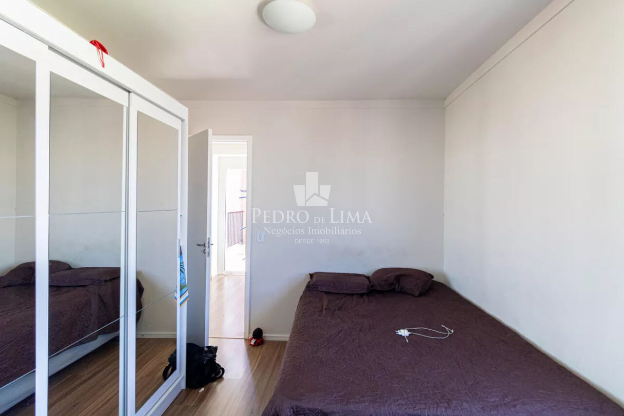 Apartamento duplex com 67m² conta com 3 quartos sendo 1 suíte, sem vaga de garagem na  Vila Ré