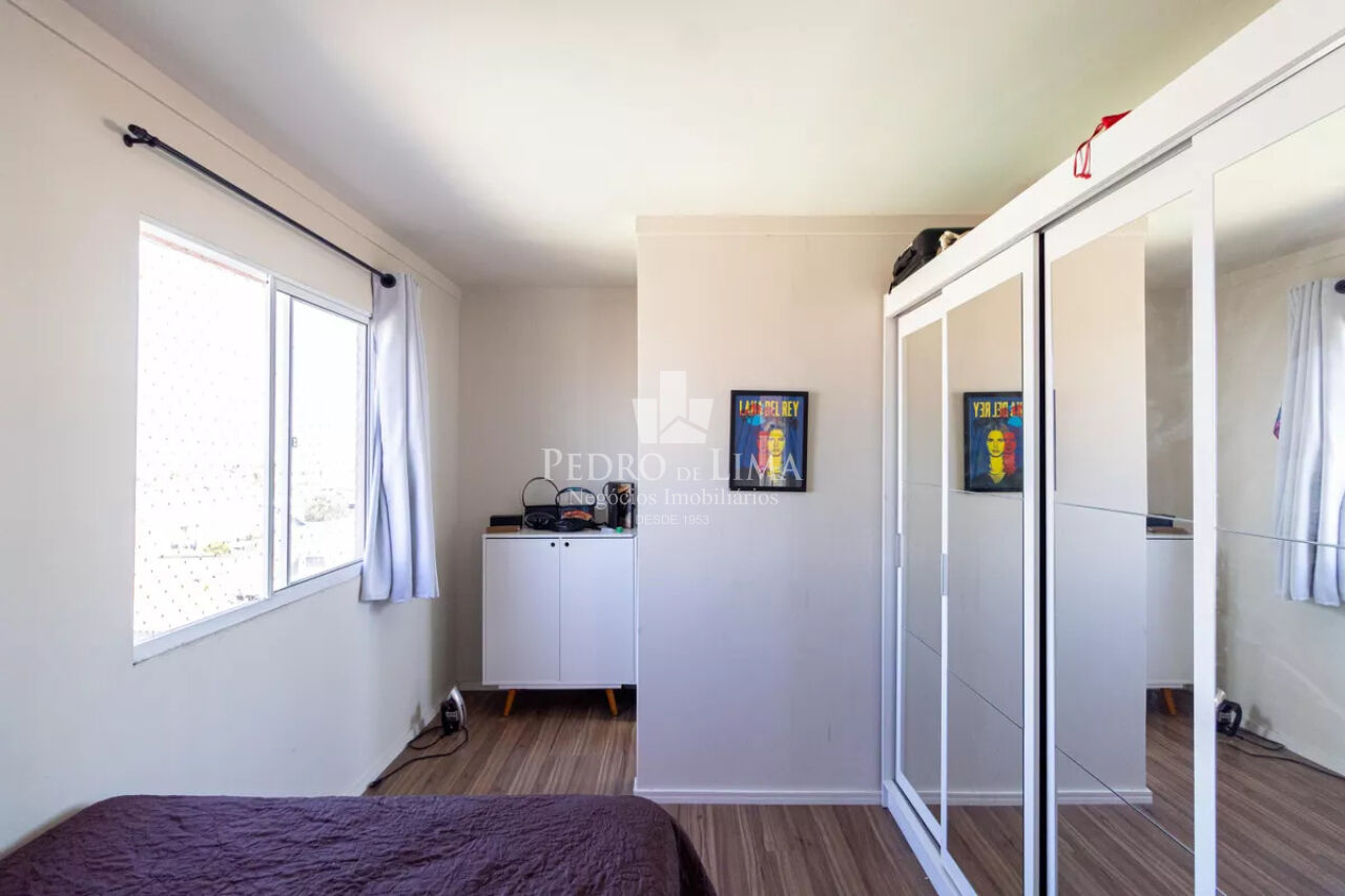 Apartamento duplex com 67m² conta com 3 quartos sendo 1 suíte, sem vaga de garagem na  Vila Ré
