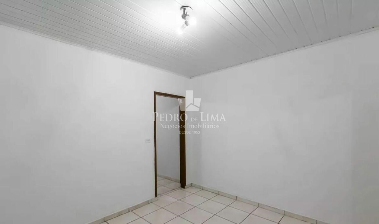 Sobrado de 4 dormitórios sendo 2 suítes e 2 vagas no Jardim Coimbra - Arthur Alvim