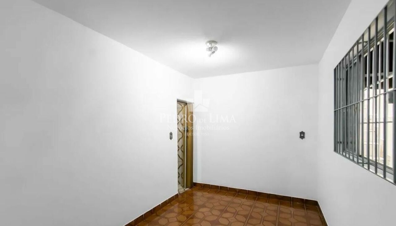 Sobrado de 4 dormitórios sendo 2 suítes e 2 vagas no Jardim Coimbra - Arthur Alvim