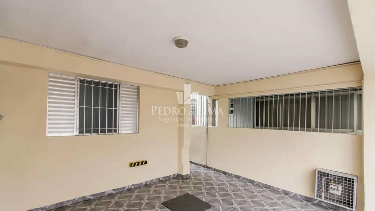 Sobrado de 4 dormitórios sendo 2 suítes e 2 vagas no Jardim Coimbra - Arthur Alvim