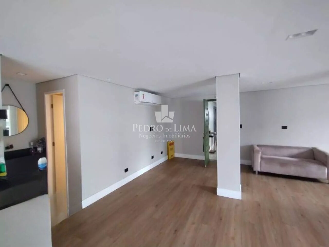 Apartamento dois dormitórios e uma Vaga no Tatuapé.