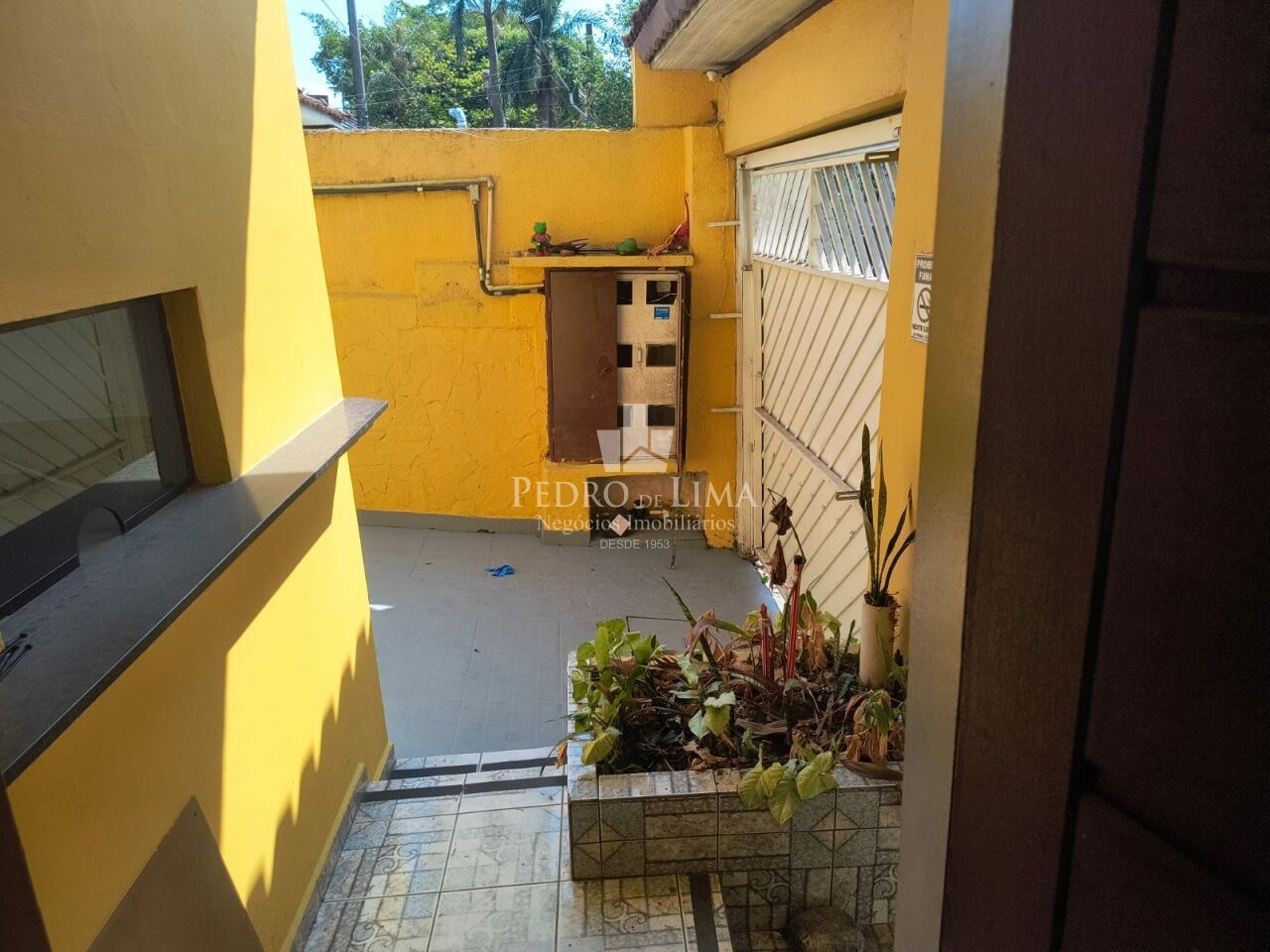 Imovel Comercial 12 salas e edícula no Jardim Nordeste.