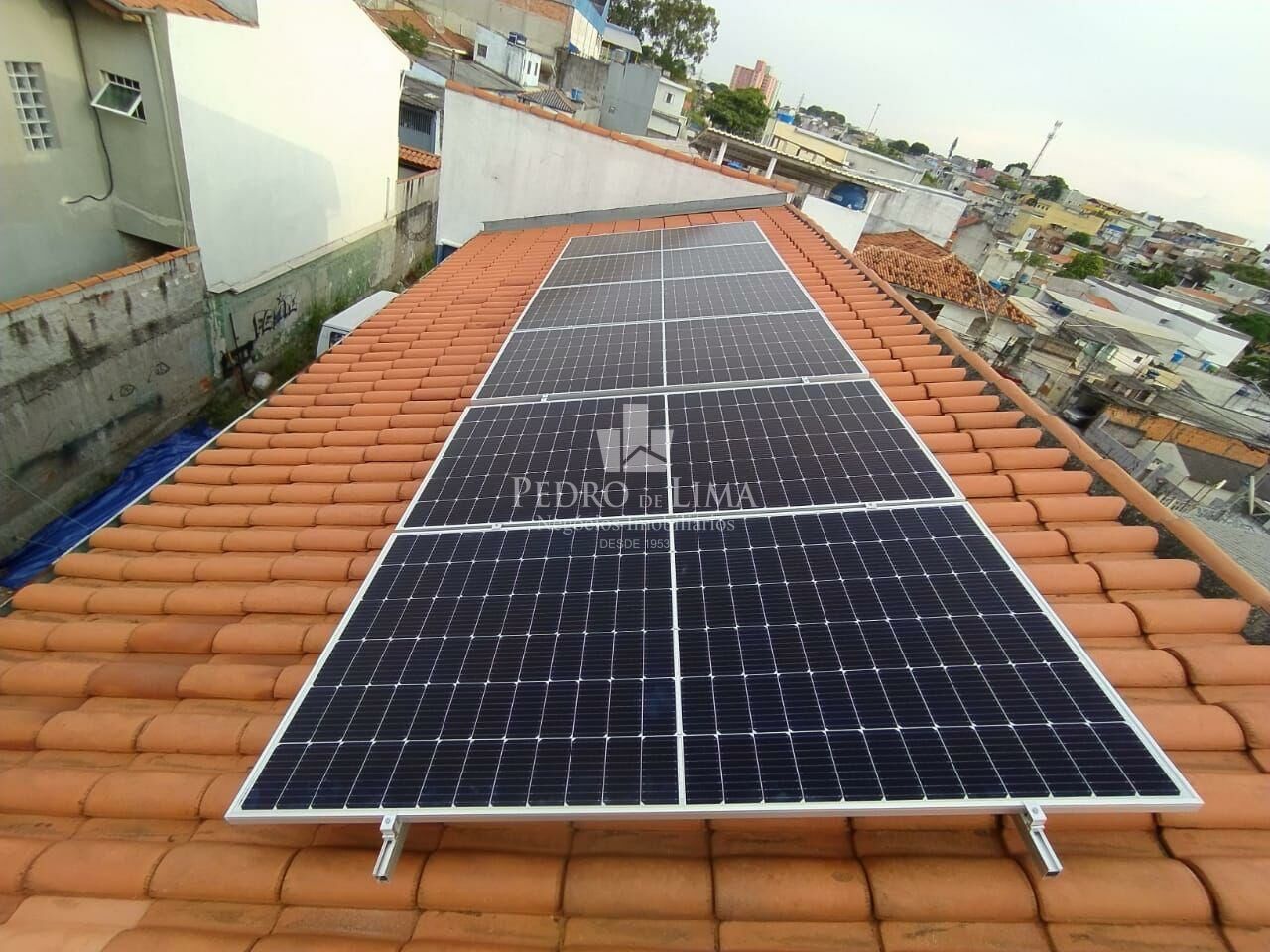 Sobrado 3 dormitórios e 4 vagas de excelente acabamento com aquecimento solar na Vila Jacui 