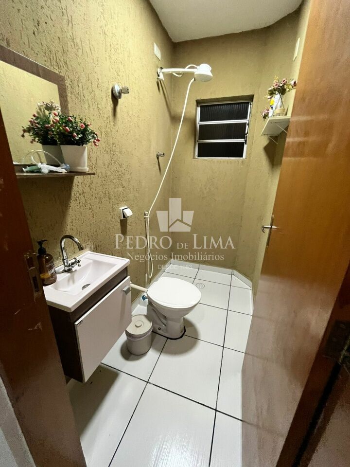 imagem do imovel Sobrado 3 dormitórios e 4 vagas de excelente acabamento com aquecimento solar na Vila Jacui  ref: PE43975