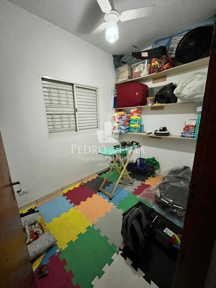 Sobrado 3 dormitórios e 4 vagas de excelente acabamento com aquecimento solar na Vila Jacui 