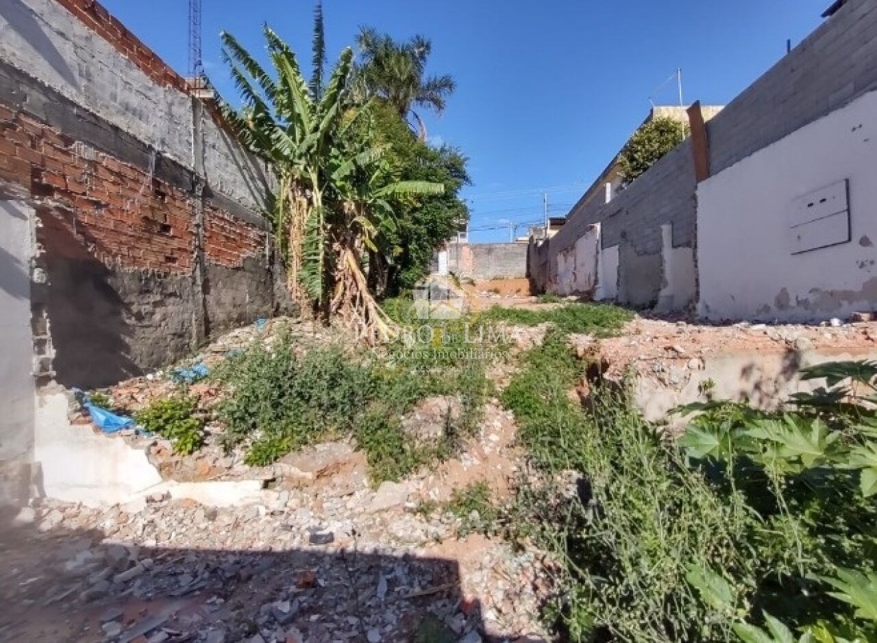 imagem do imovel Terrenocom 370 m², sendo 10 x 37 no Bairro Limoeiro - Vila Jacui ref: PE44005