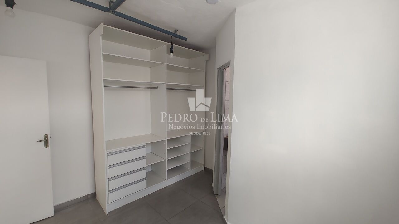 Casa fundos, de 52 m², com 2 quartos próximo ao Metrô Penha.