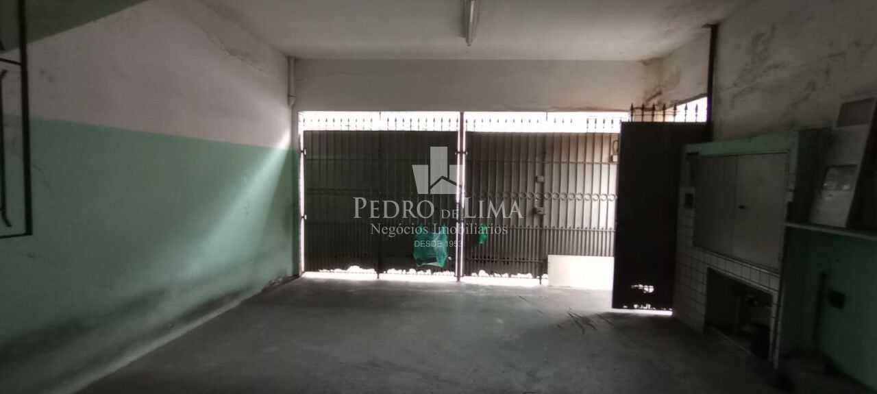 Salão comercial, industrial com mais 8 salas na Penha.