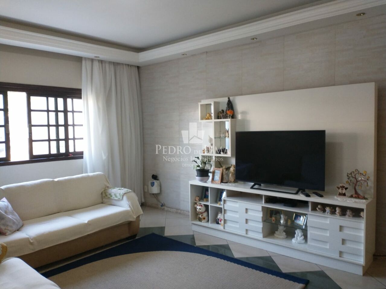 imagem do imovel Sobrado 3 suites, 8 vagas com espaço Gourmet no Cangaíba ref: PE44026