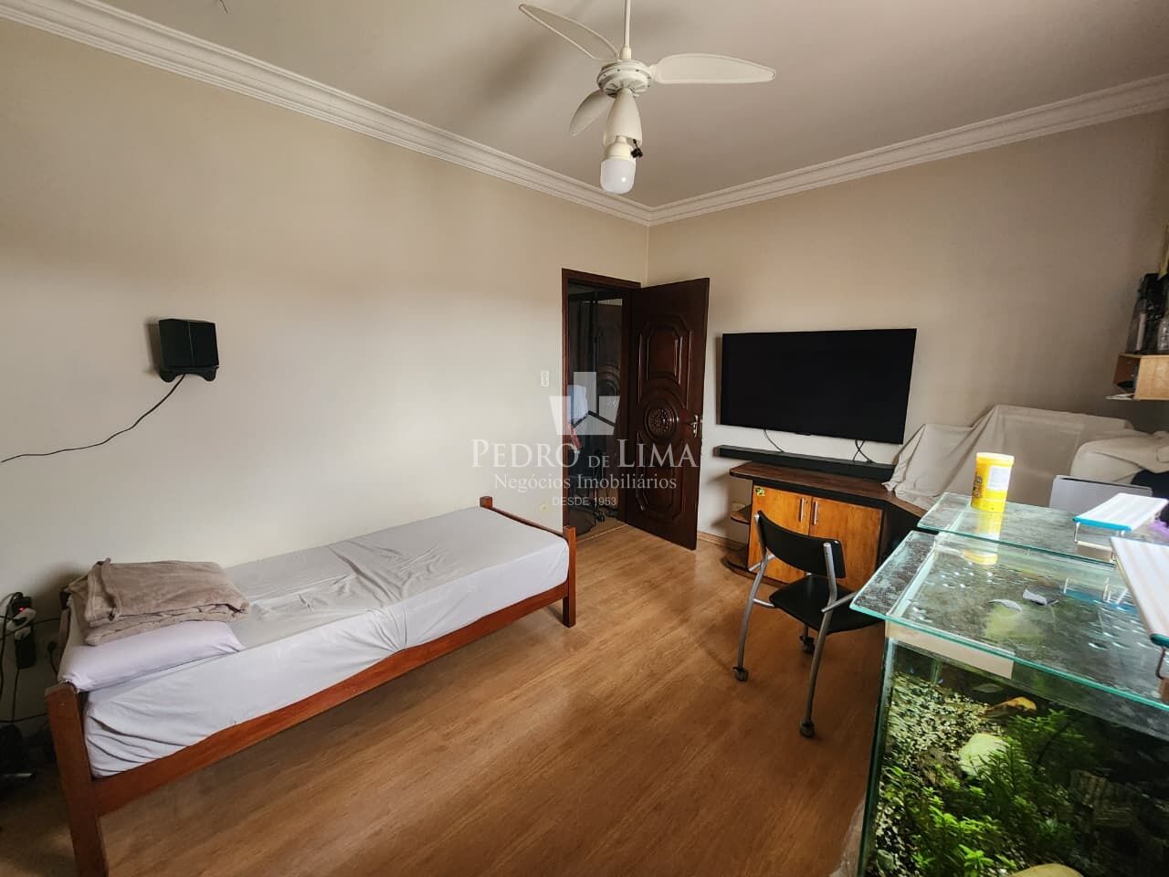 Sobrado 3 suites, 8 vagas com espaço Gourmet no Cangaíba