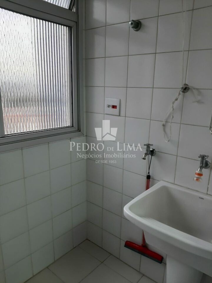 Apartamento com 2 dormitorios e 2 vagas na Penha