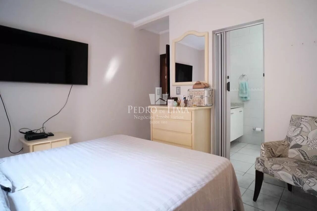 Casa Térrea terreno 10x31 sendo 3 dormitórios, 1 suíte e 3 vagas no Arthur Alvim