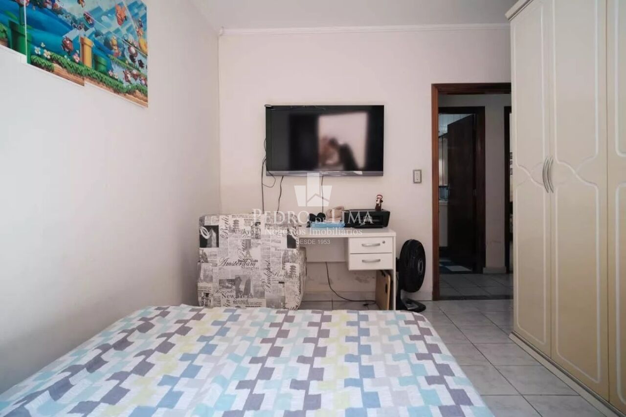 Casa Térrea terreno 10x31 sendo 3 dormitórios, 1 suíte e 3 vagas no Arthur Alvim
