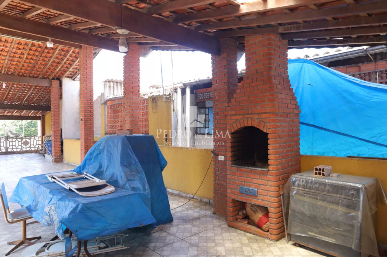 Sobrado Frontal próximo ao Centro de Itaquera 168m² em Itaquera