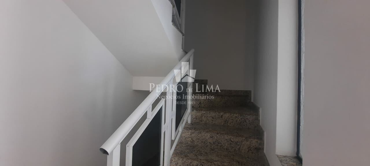 Sobrado frontal 3 Dormitórios, 1 Suite e 4 vagas na Penha