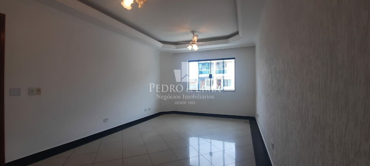 imagem do imovel Sobrado frontal 3 Dormitórios, 1 Suite e 4 vagas na Penha ref: PE44054