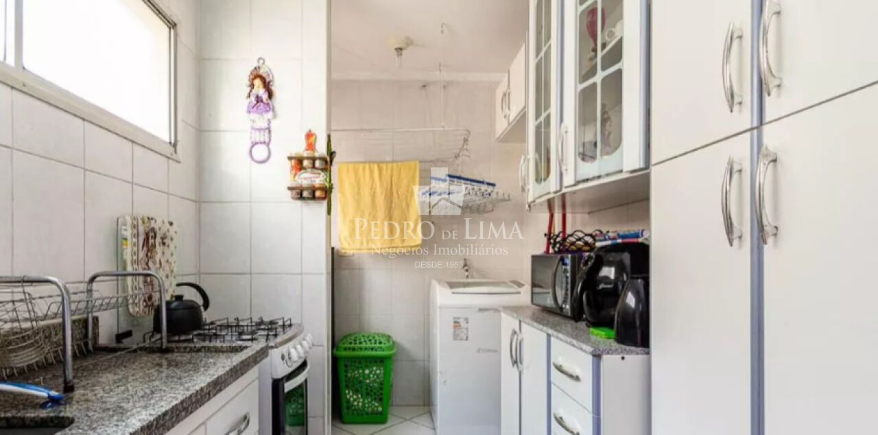 Apartamento na região do Cangaiba 