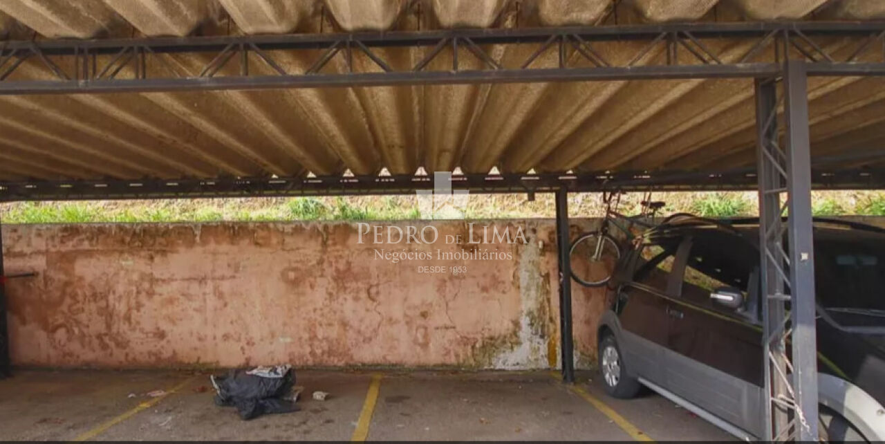 Apartamento na região do Cangaiba 