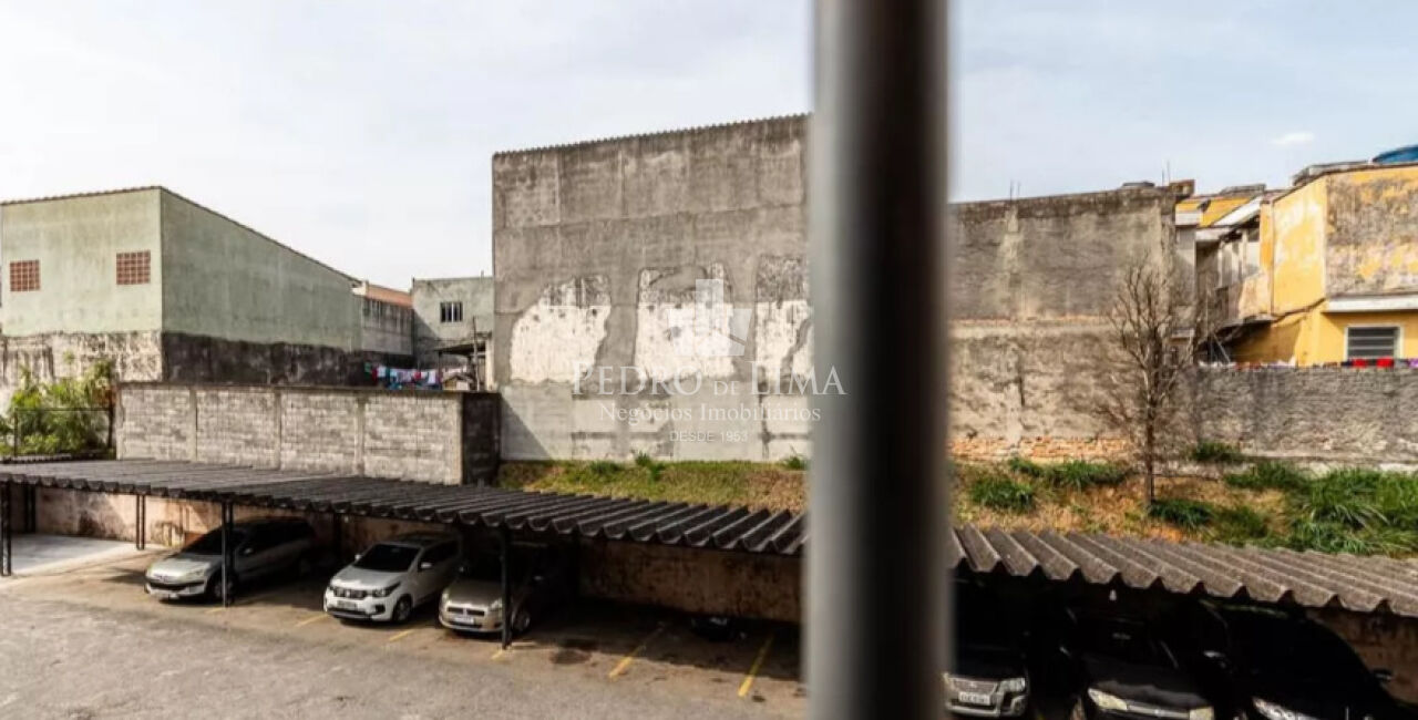 Apartamento na região do Cangaiba 