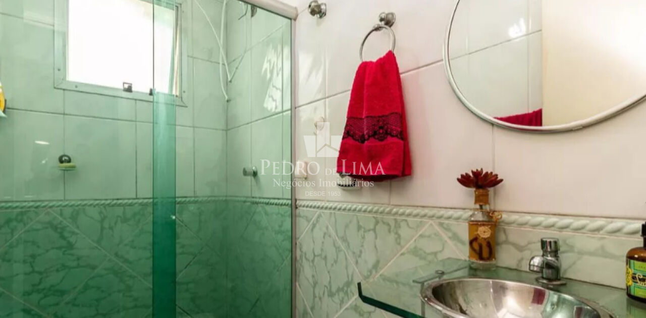 Apartamento na região do Cangaiba 