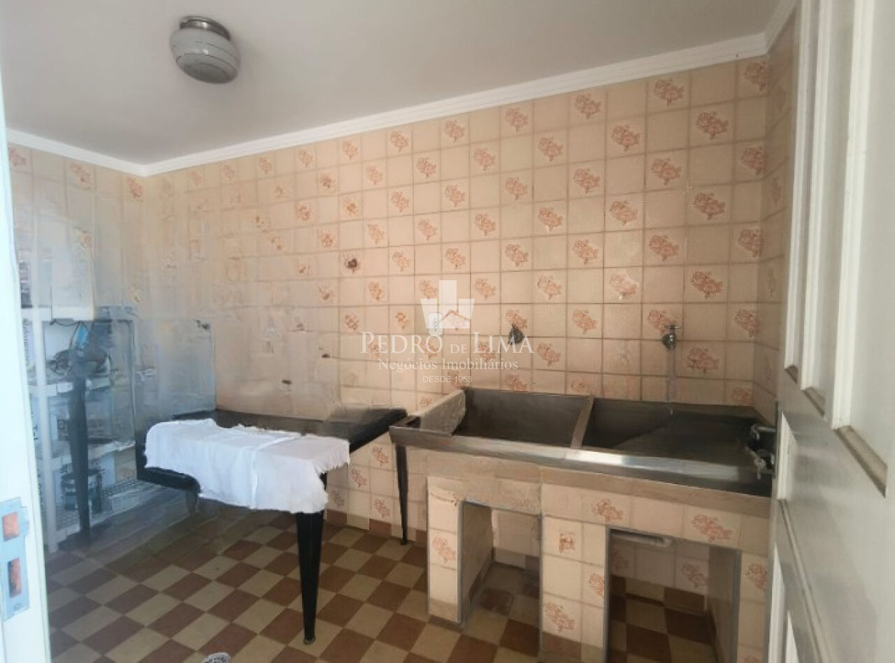 Casa Comercial Assobradada- 120 m² no Jardim Tres Marias - Ponte Rasa