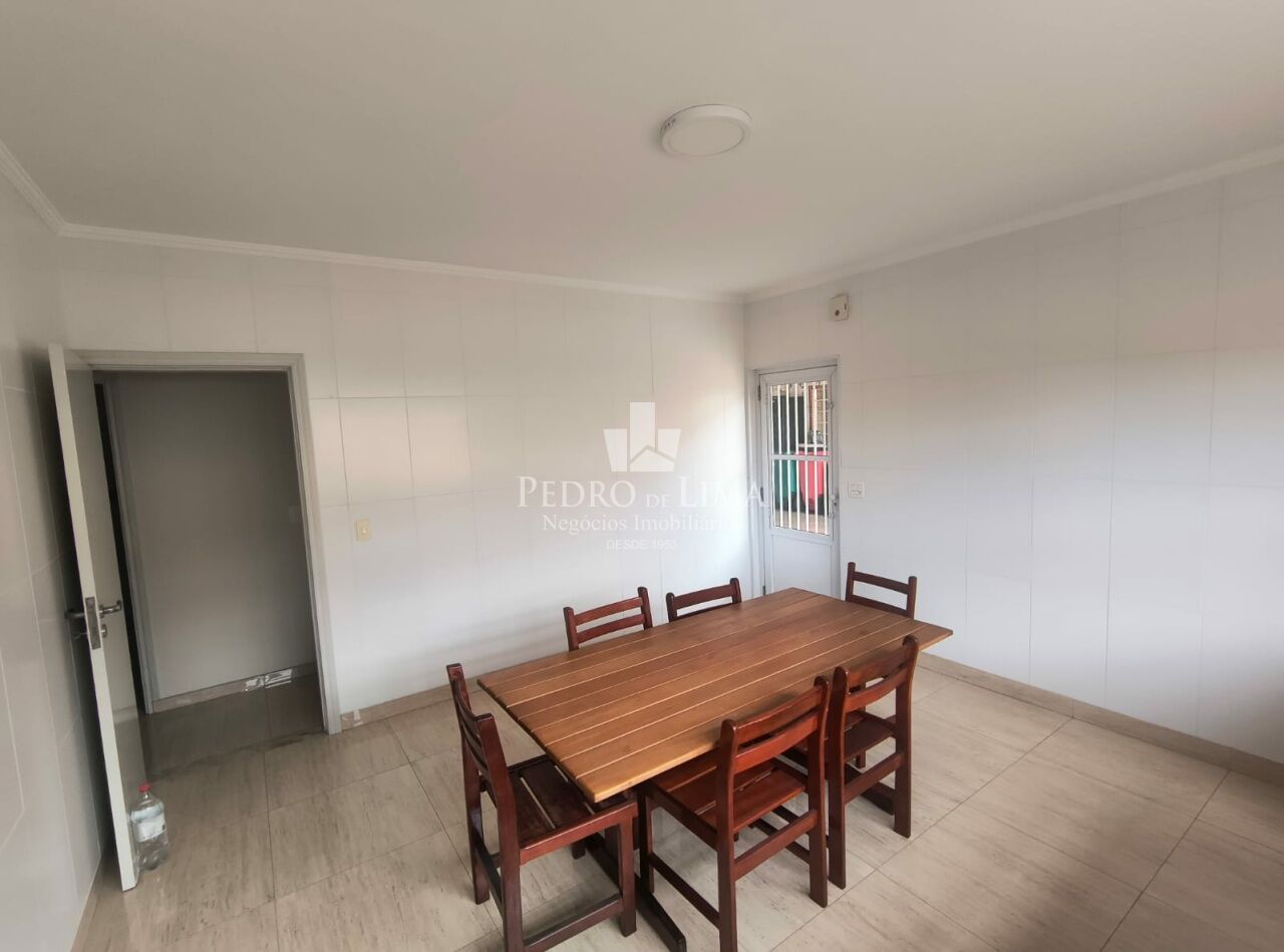 Casa Comercial Assobradada- 120 m² no Jardim Tres Marias - Ponte Rasa