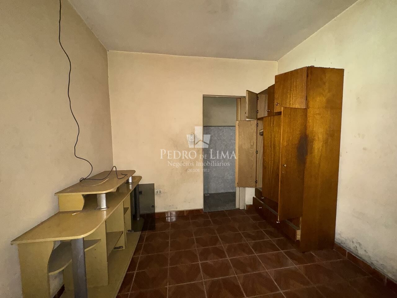 imagem do imovel Casa assobradada, com 3 quartos, 1 vaga, não aceita financiamento, no Jardim Nordeste - Arthur Alvim ref: PE44103