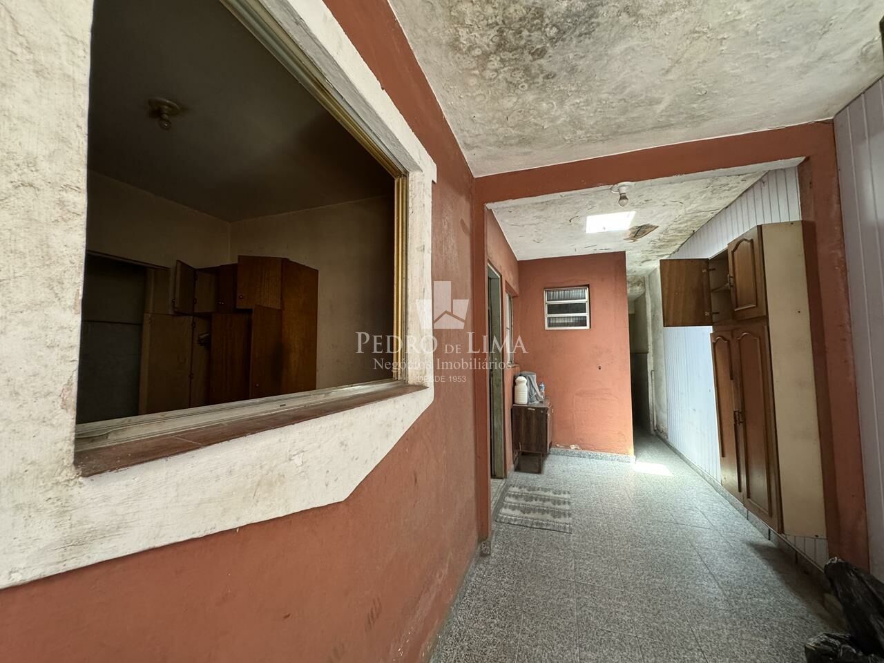 Casa assobradada, com 3 quartos, 1 vaga, não aceita financiamento, no Jardim Nordeste - Arthur Alvim
