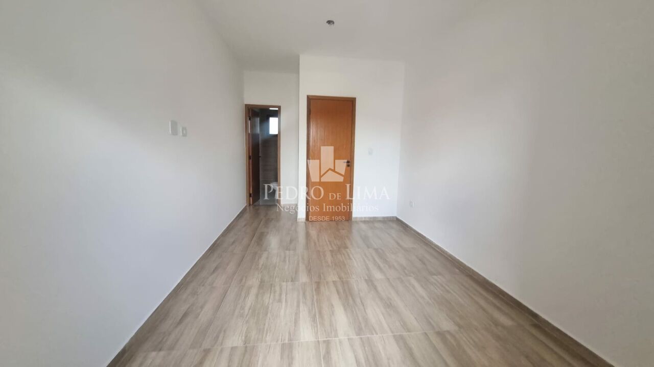 Sobrado Frontal de 2 quartos sendo 2 suítes e 1 vaga de garagem no Arthur Alvim