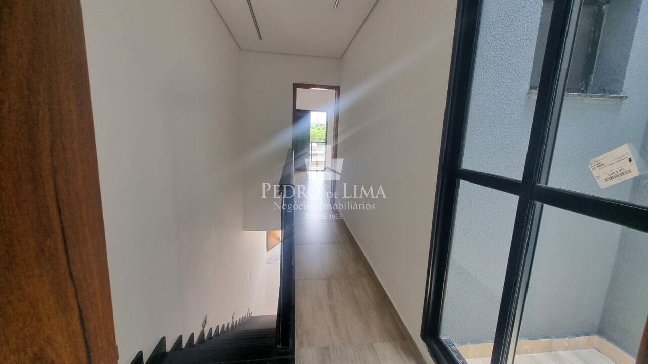 Sobrado Frontal de 2 quartos sendo 2 suítes e 1 vaga de garagem no Arthur Alvim