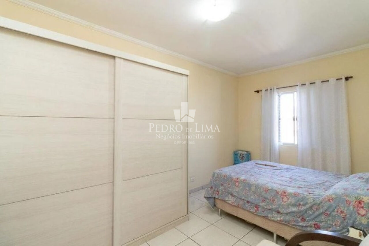 Sobrado frontal com vaga lateral e cobertas no Arthur Alvim