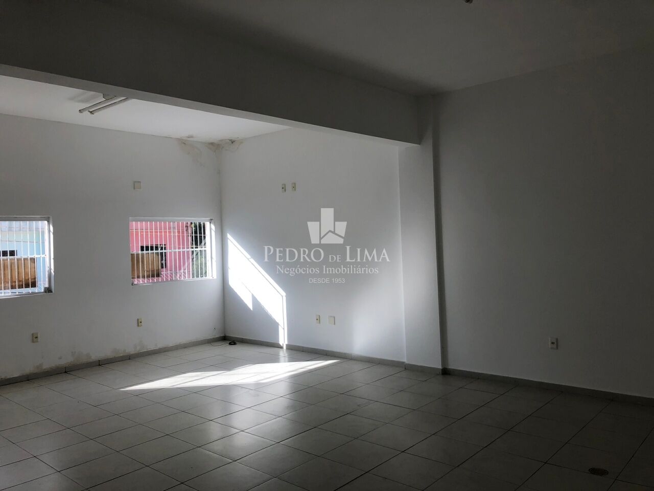 Predio comercial para renda de 224m² de área construída na Vila Formosa