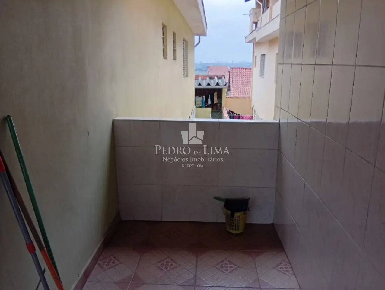 Sobrado frontal na Vila Jacui