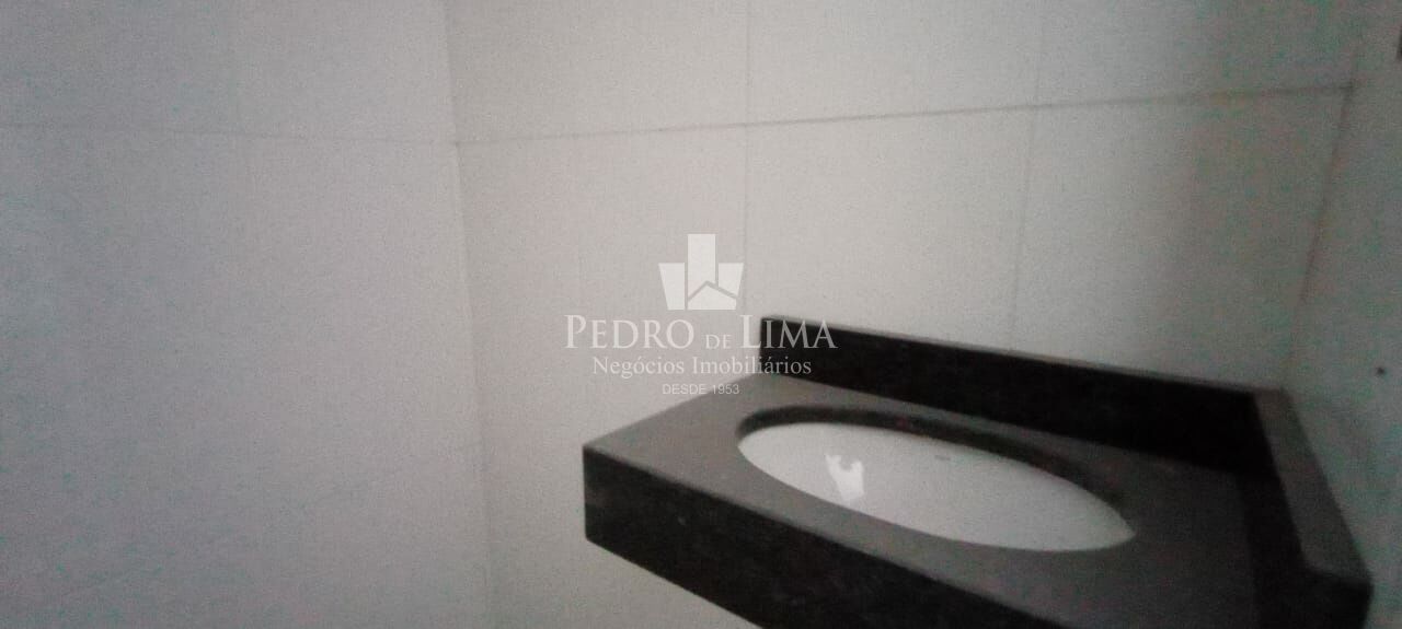 Sobrado novo na Ponte Rasa.