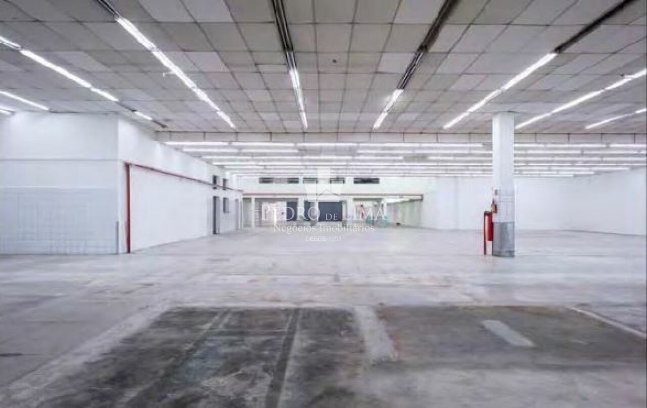 Oportunidade Única, Galpão Comercial na Vila Paranaguá, com 3.610 m² - Ermelino Matarazzo