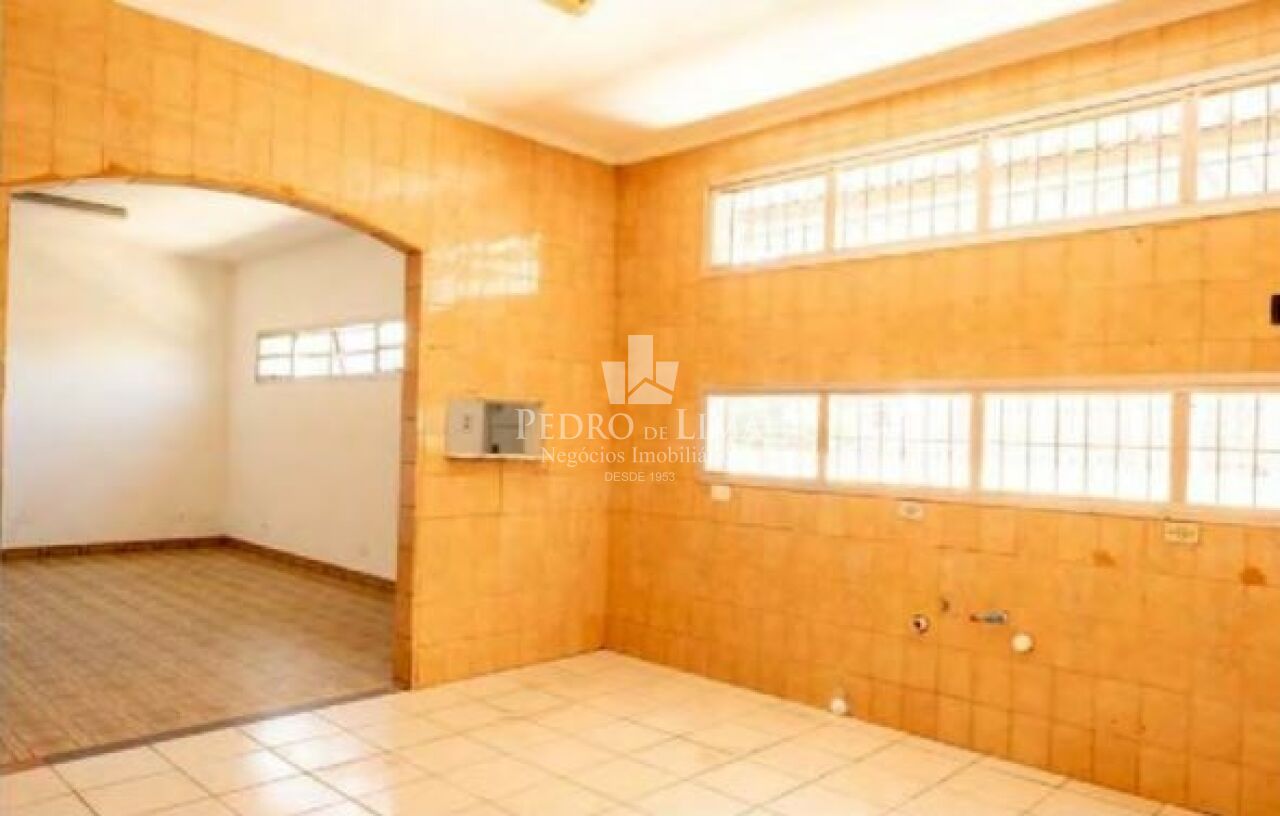 Oportunidade Única, Galpão Comercial na Vila Paranaguá, com 3.610 m² - Ermelino Matarazzo