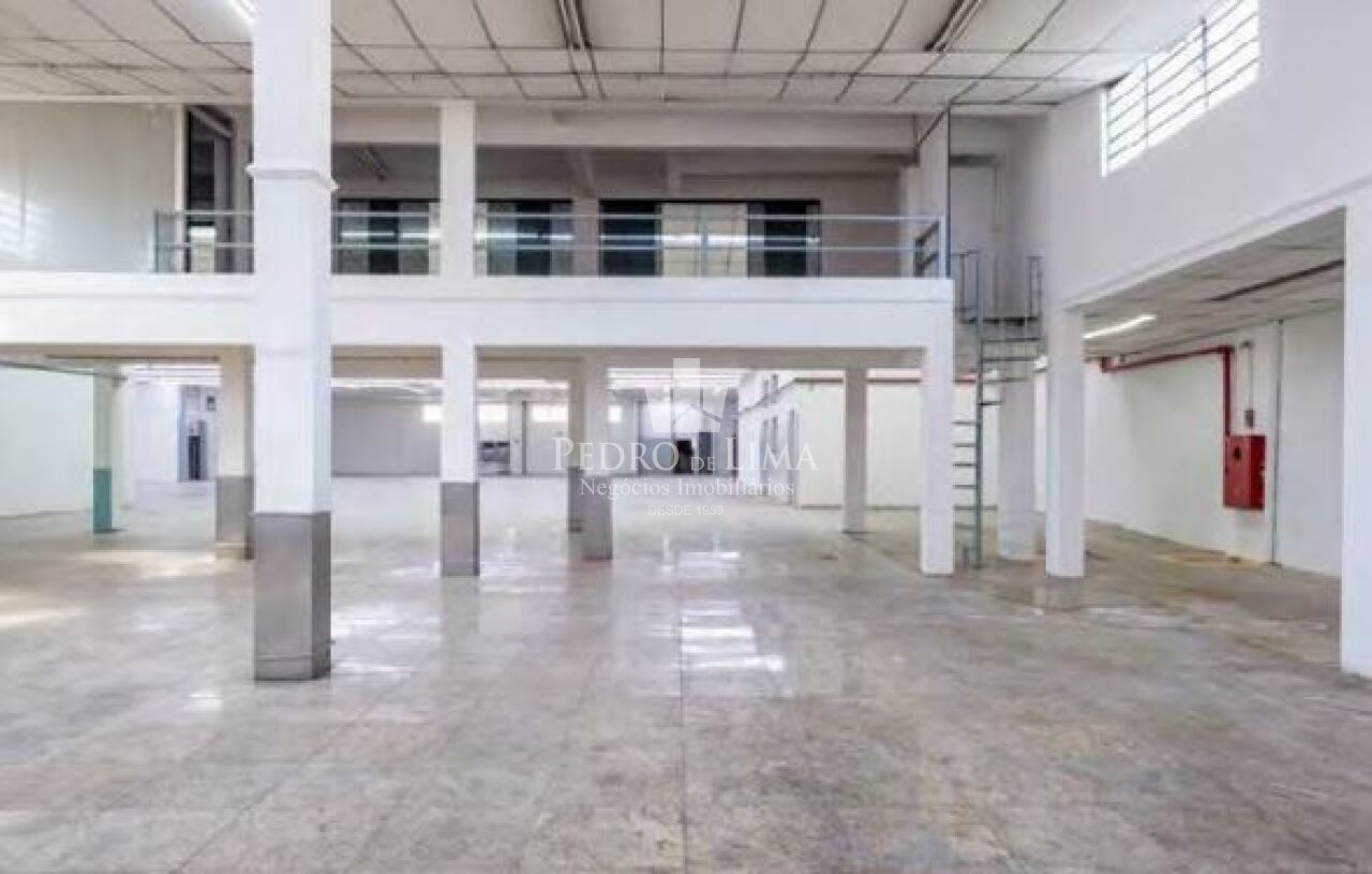 Oportunidade Única, Galpão Comercial na Vila Paranaguá, com 3.610 m² - Ermelino Matarazzo