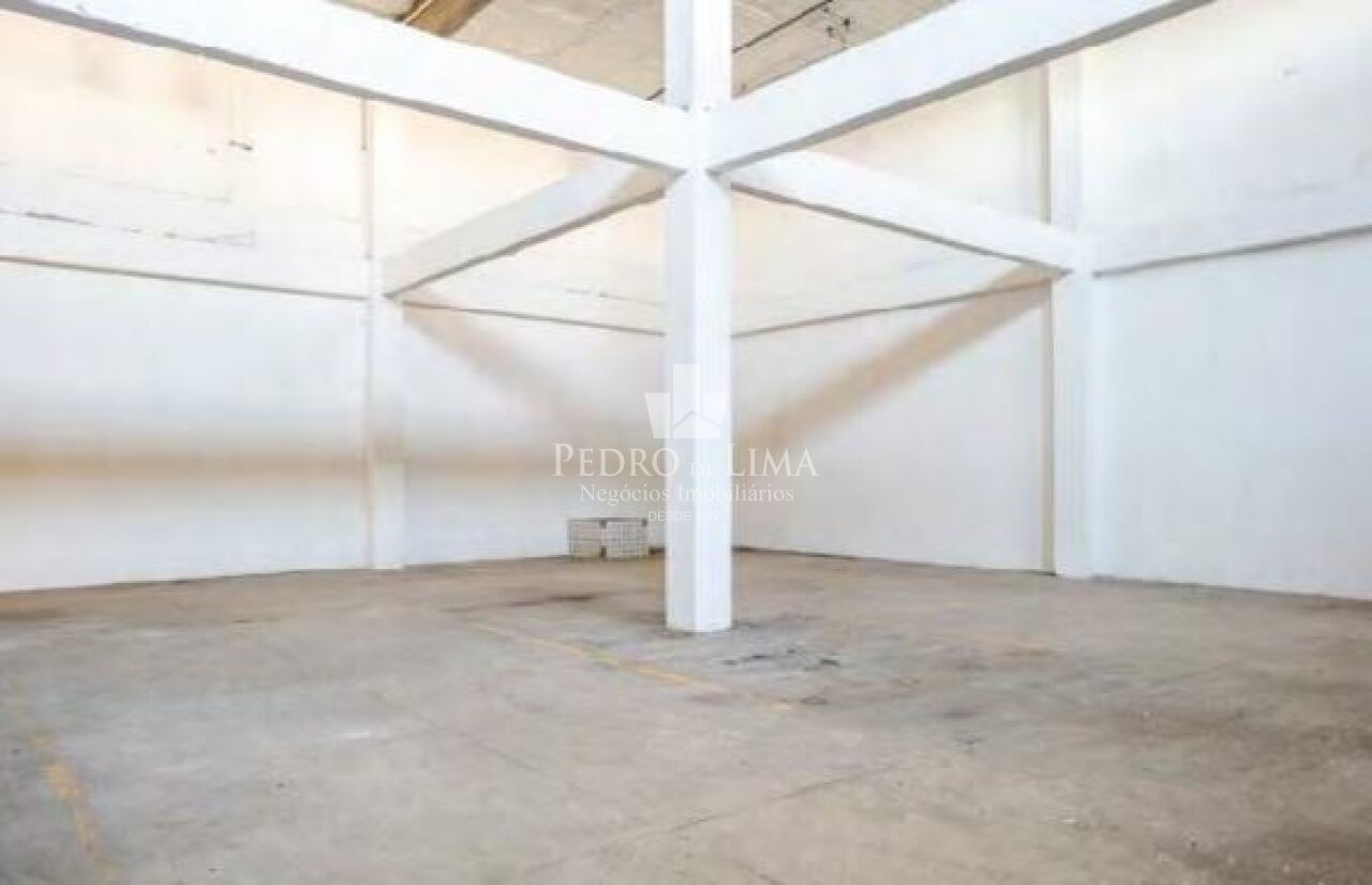 Oportunidade Única, Galpão Comercial na Vila Paranaguá, com 3.610 m² - Ermelino Matarazzo