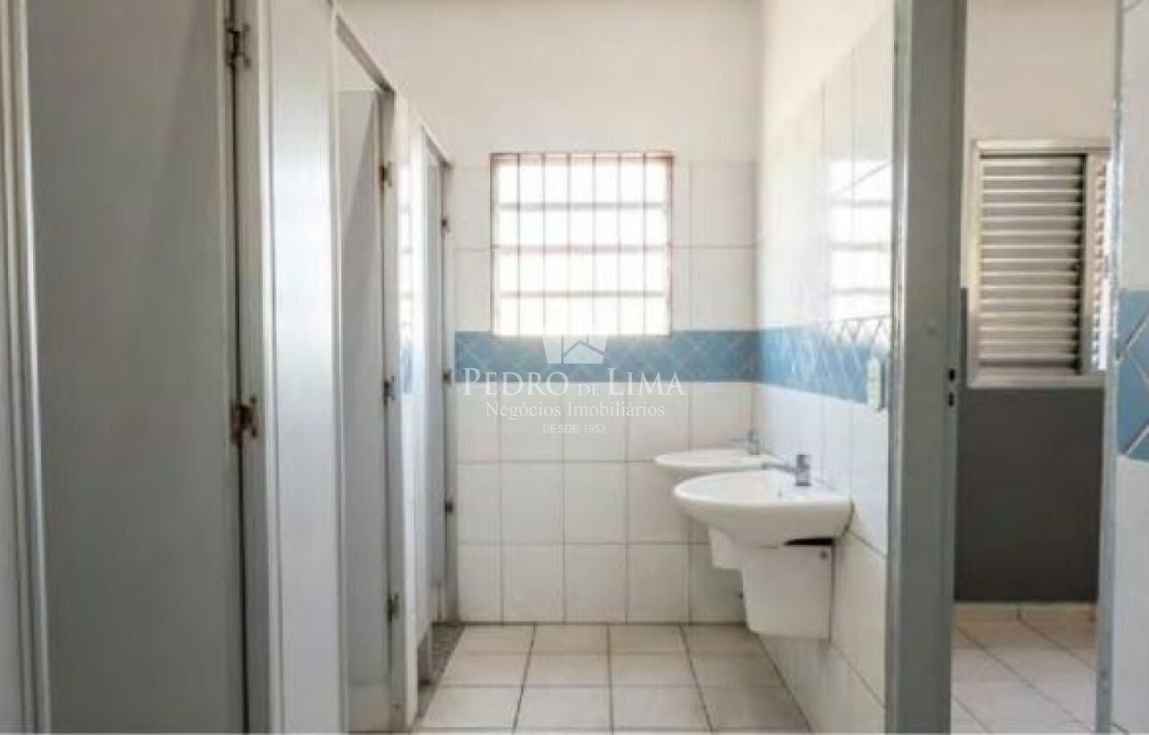 Oportunidade Única, Galpão Comercial na Vila Paranaguá, com 3.610 m² - Ermelino Matarazzo