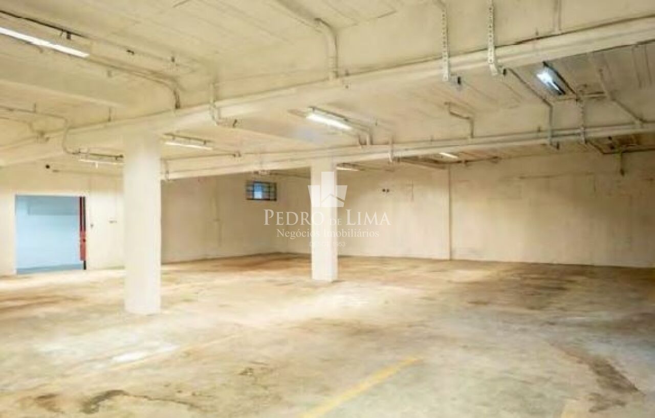 Oportunidade Única, Galpão Comercial na Vila Paranaguá, com 3.610 m² - Ermelino Matarazzo