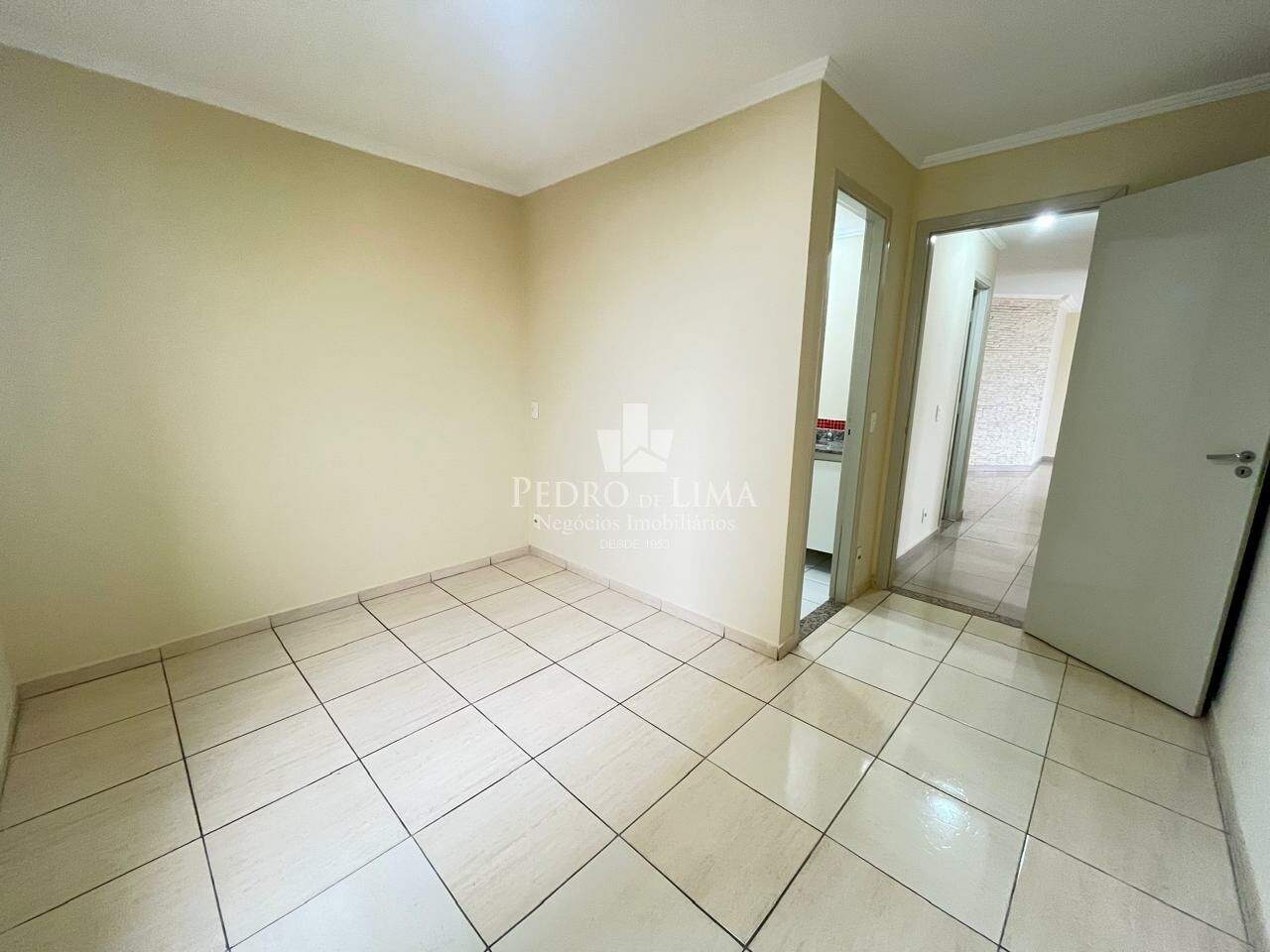 imagem do imovel Apartamento de 3 Dormitórios com Vaga no bairro Carrão ref: PE44204