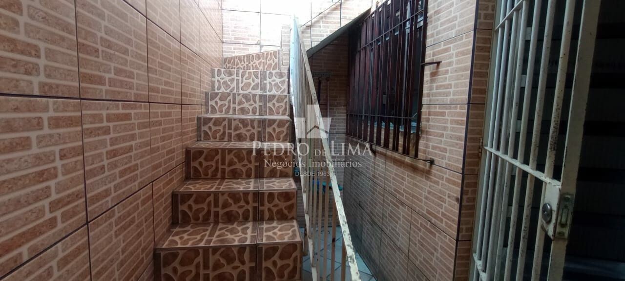 Casa térrea na região da Ponte Rasa.