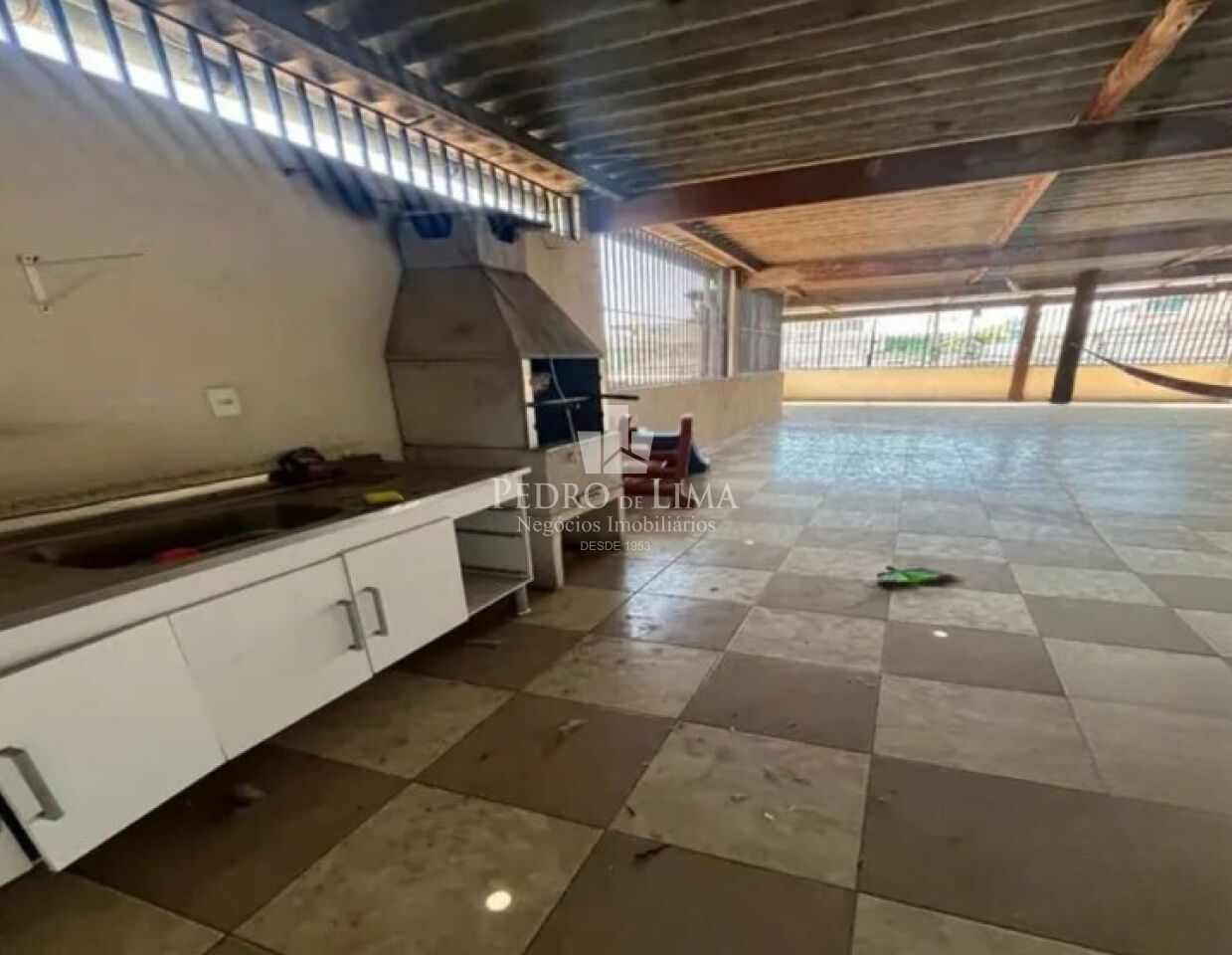 Sobrado Frontal no Cangaíba 3 dormitórios e 2 vagas sendo 110m² de área construída