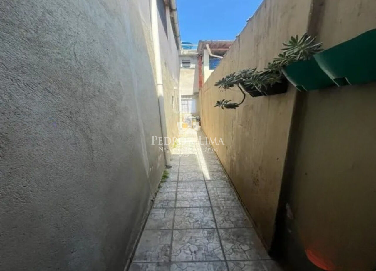 Sobrado Frontal no Cangaíba 3 dormitórios e 2 vagas sendo 110m² de área construída