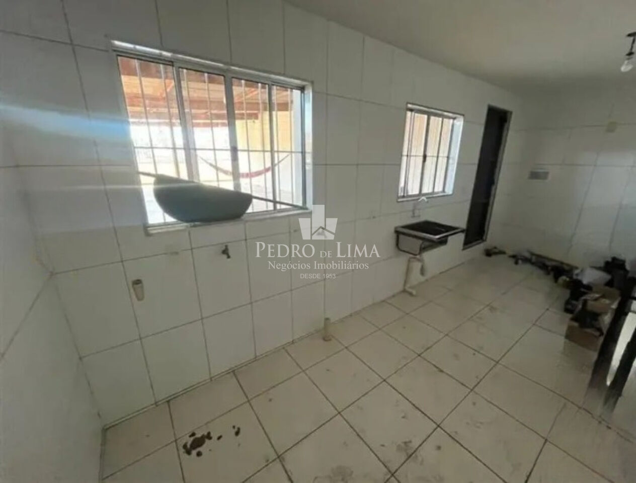 Sobrado Frontal no Cangaíba 3 dormitórios e 2 vagas sendo 110m² de área construída
